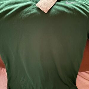 Nike Men's Forest Green Short Sleeve Tee